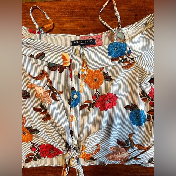 Cropped Off-shoulder Tie-front Striped Floral Blouse - Picture 2 of 3